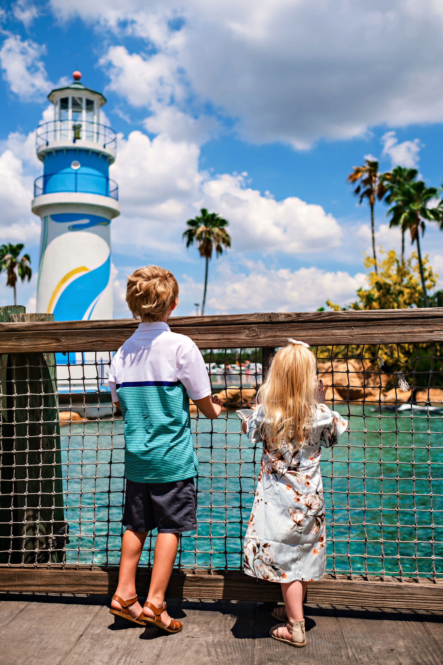 Best Things to Do in Orlando with Teenagers: Visit SeaWorld for Rollercoasters & Sesame Street, featured by top US travel blogger, Chelissima