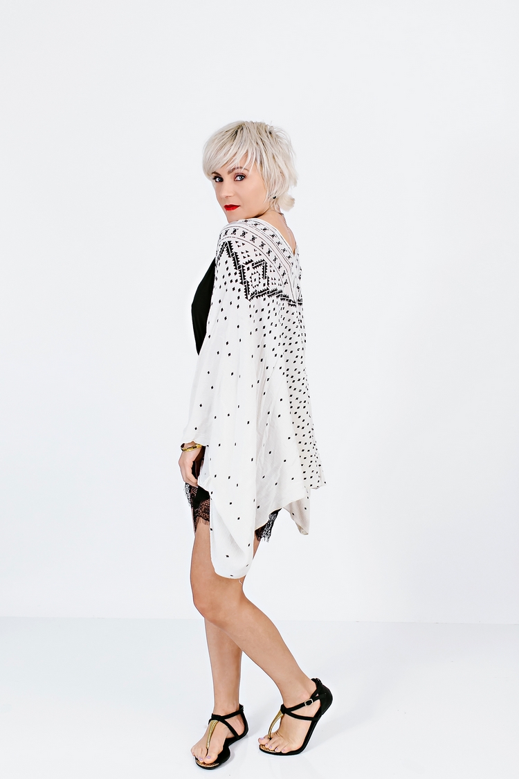 Amazon Black Lace Romper by Atlanta fashion blogger Chelissima -3