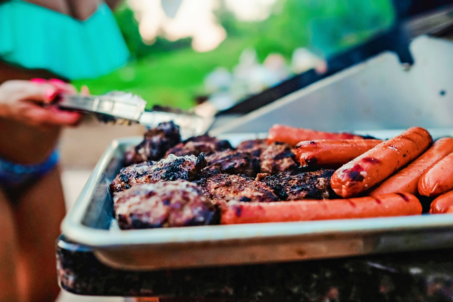 I am the Grillmaster // Memorial Day Party Poolside by Atlanta blogger Chelissima 0266